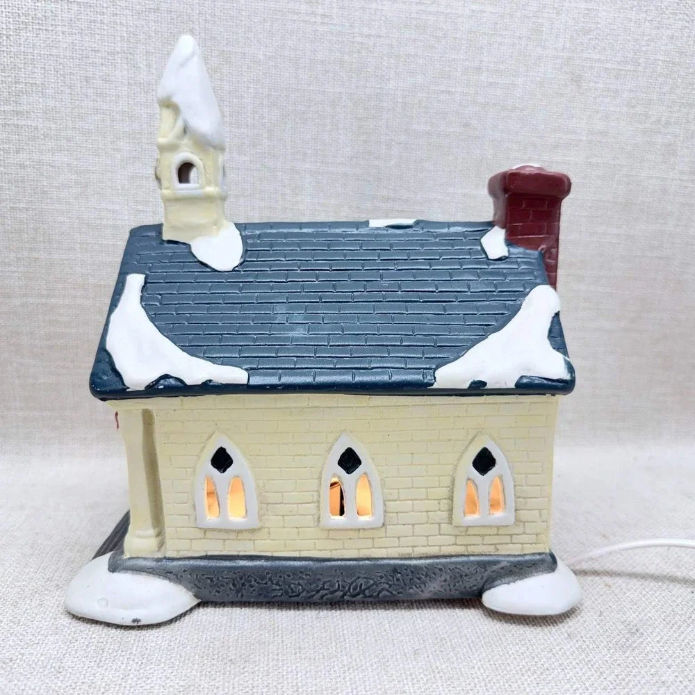Vintage World Church Town House Lighted Christmas Village Building 36621